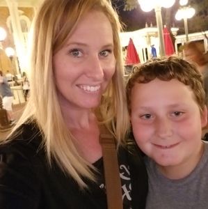 Meet your Posher, Kelly